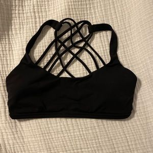 Lululemon Free to Be Bra Wild